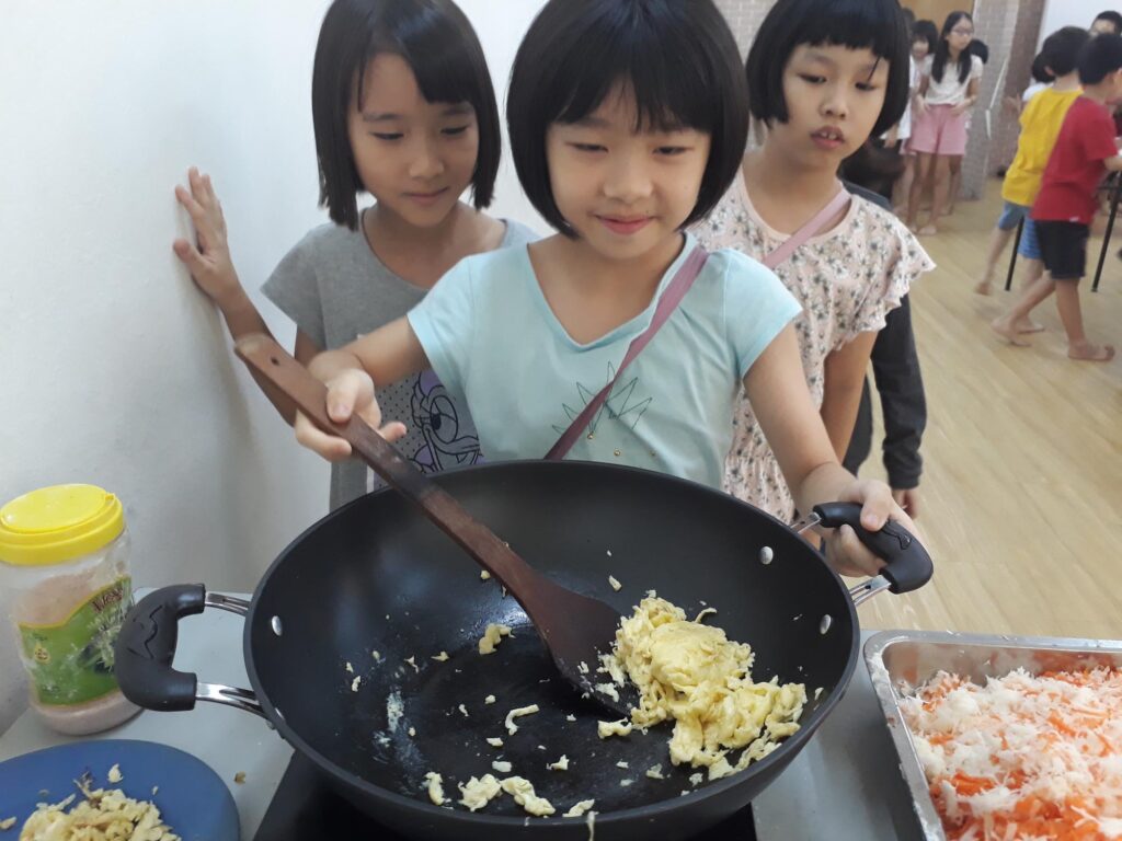 Daycare_Puchong_Red_Dragonfly_Educare001