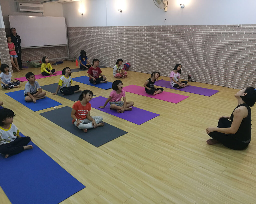 RDE-Puchong-Yoga-Kids-Class