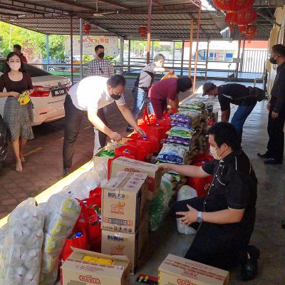 RDE Puchong Han Ming Food Donation